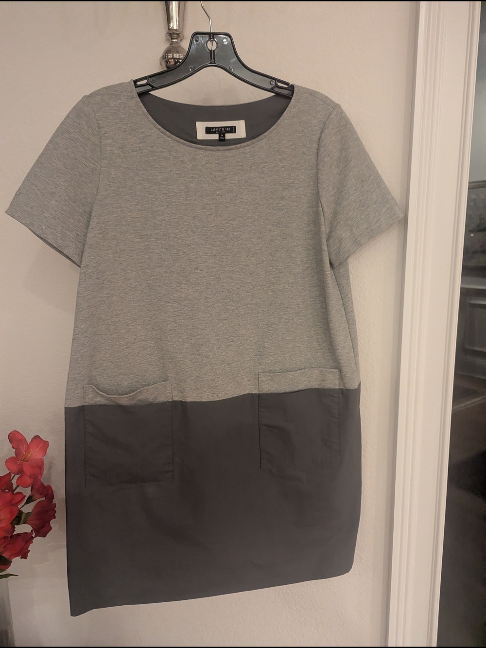 Light Gray and Charcoal Two-Tone Short Sleeve Dress